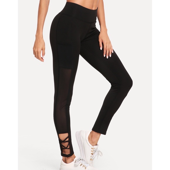 🆕Criss Cross Sheer Mesh Leggings - Picture 3 of 4